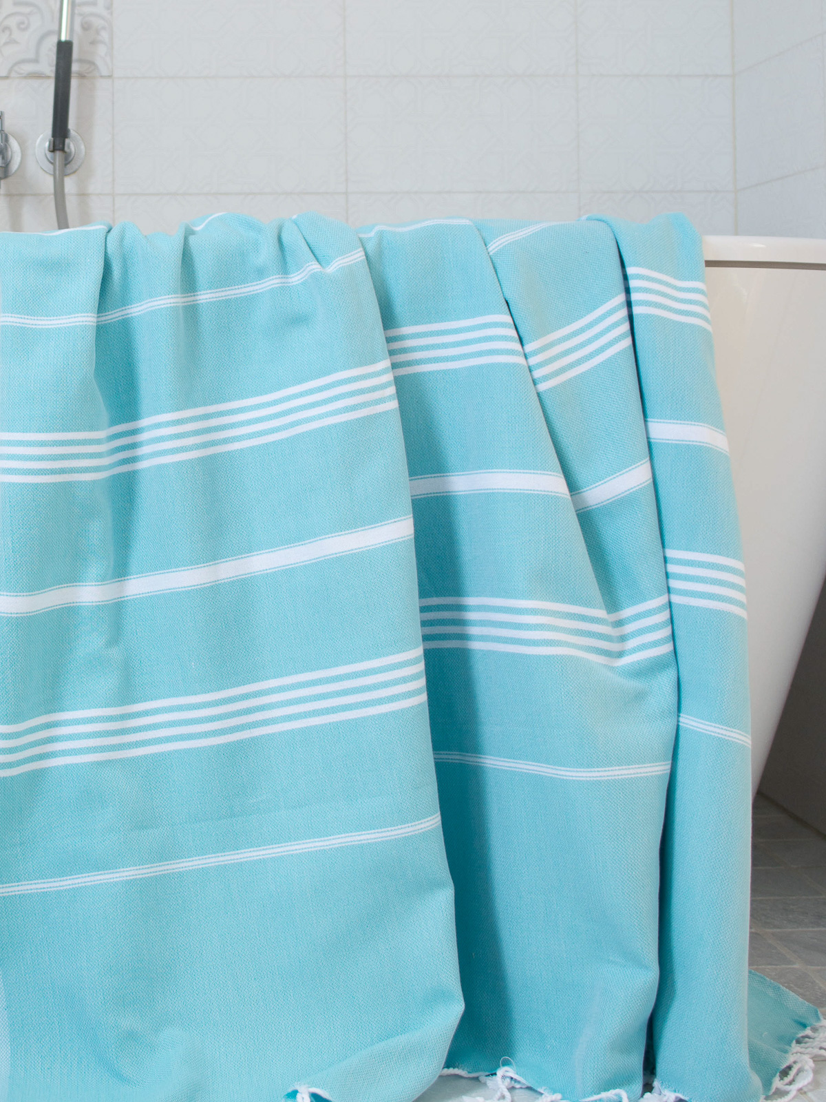 hammam towel aqua/white